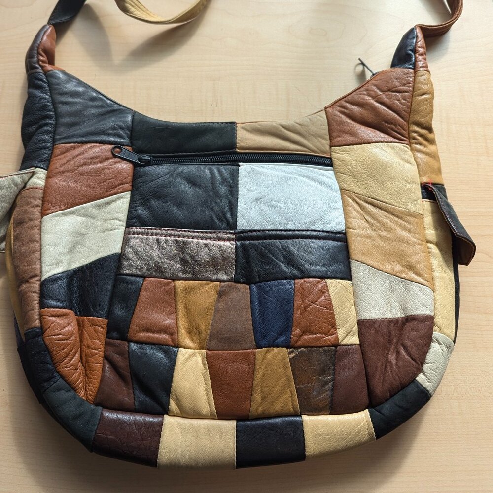 SUPER SOFT! Genuine leather patchwork lined purse from Mexico!